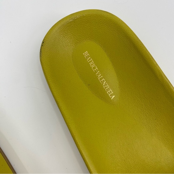 BEATRICE VALENZUELA Green Slides - Picture 3 of 9